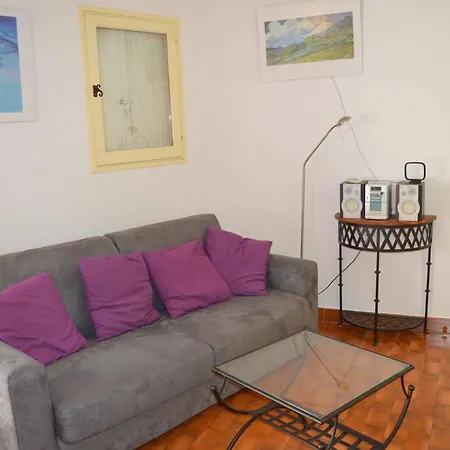 2 Pieces, 4 Couchages, Proche Et Commerces, Balcon, Animaux Admis - Fr-1-225c-15 *